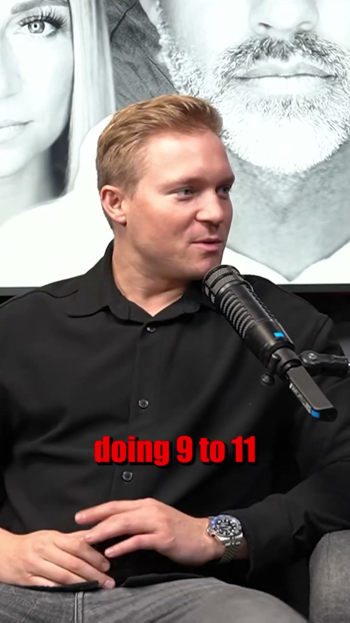 Cover of a reel in the schedule